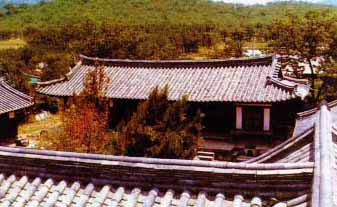 Unkang' Old House & Shrine